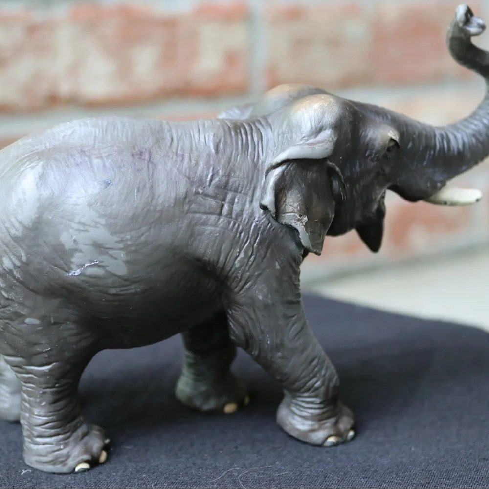 Schleich elephant figure d-73508‎ retired 1997